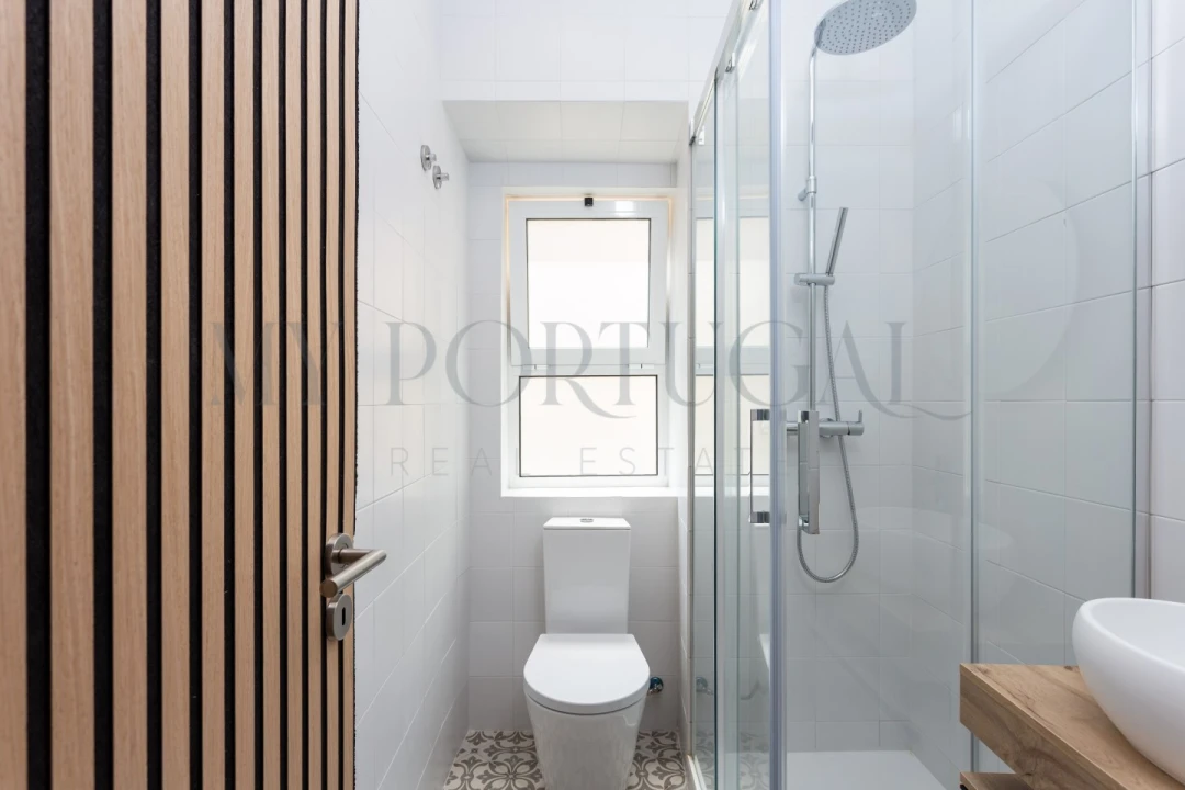 Apartamento T2 para Arrendamento em São Vicente Foto 8