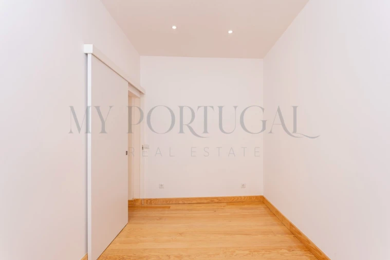 Apartamento T2 para Arrendamento em São Vicente Foto 19