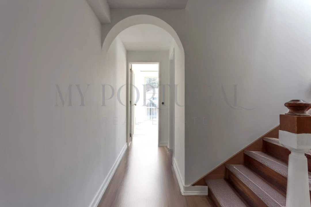 Moradia T3 para Venda em Carcavelos e Parede Foto 18