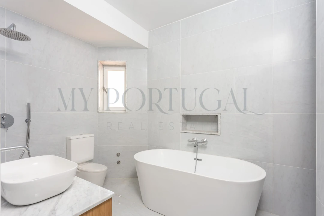 Moradia T3 para Venda em Carcavelos e Parede Foto 24