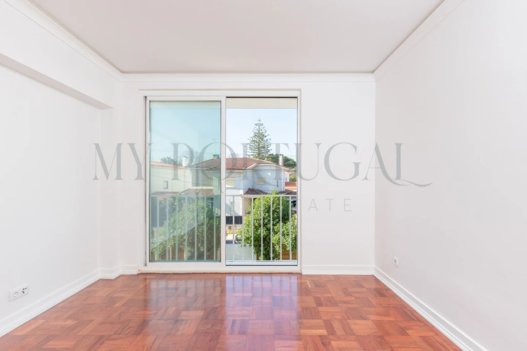 Moradia T3 para Venda em Carcavelos e Parede Foto 26