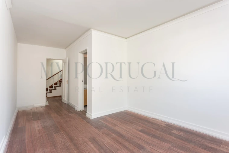 Moradia T3 para Venda em Carcavelos e Parede Foto 23