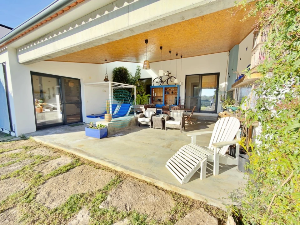 Moradia T4 para Venda em Carvoeira e Carmões Foto 40