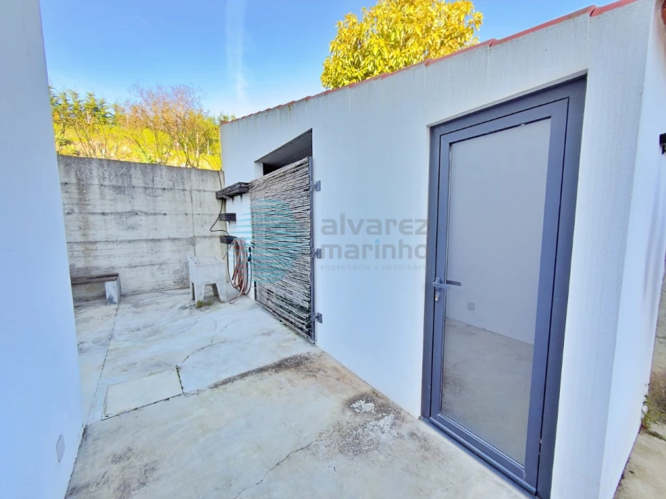 Moradia T4 para Venda em Carvoeira e Carmões Foto 65