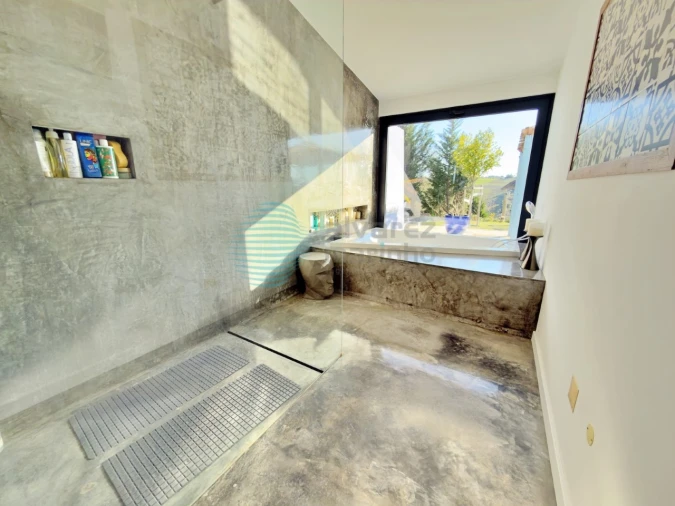 Moradia T4 para Venda em Carvoeira e Carmões Foto 34