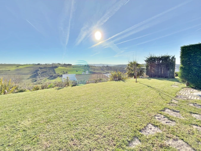 Moradia T4 para Venda em Carvoeira e Carmões Foto 41