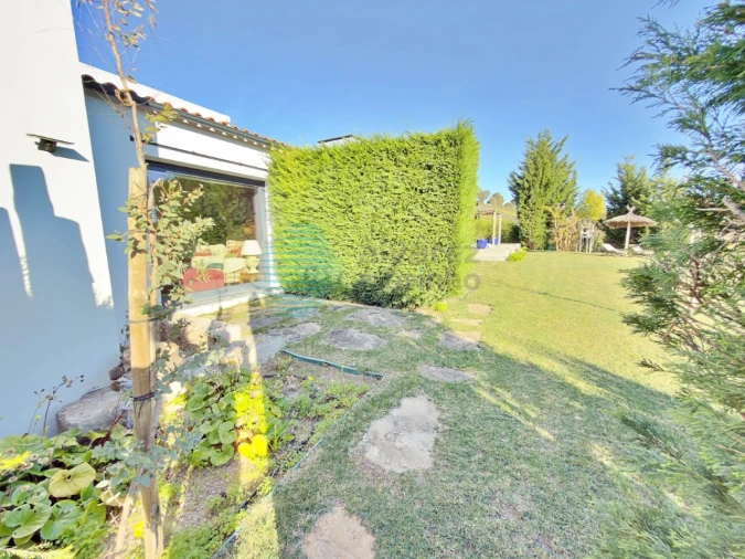 Moradia T4 para Venda em Carvoeira e Carmões Foto 59