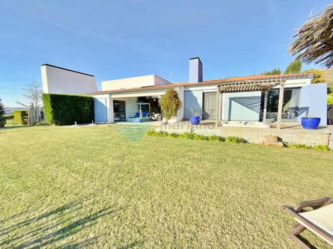 Moradia T4 para Venda em Carvoeira e Carmões Foto 62