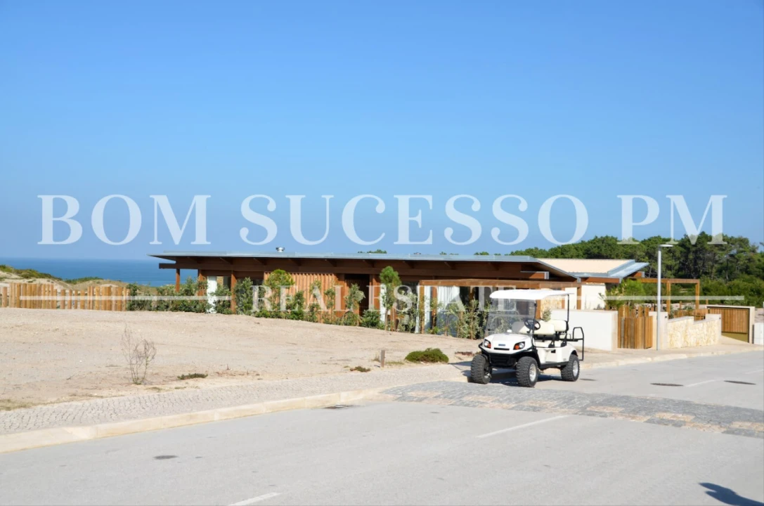 Moradia T3 para Venda em Vau Foto 11