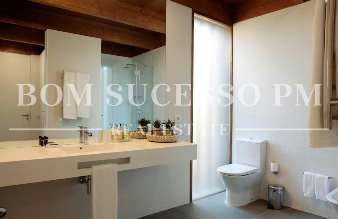 Moradia T5 para Venda em Vau Foto 25