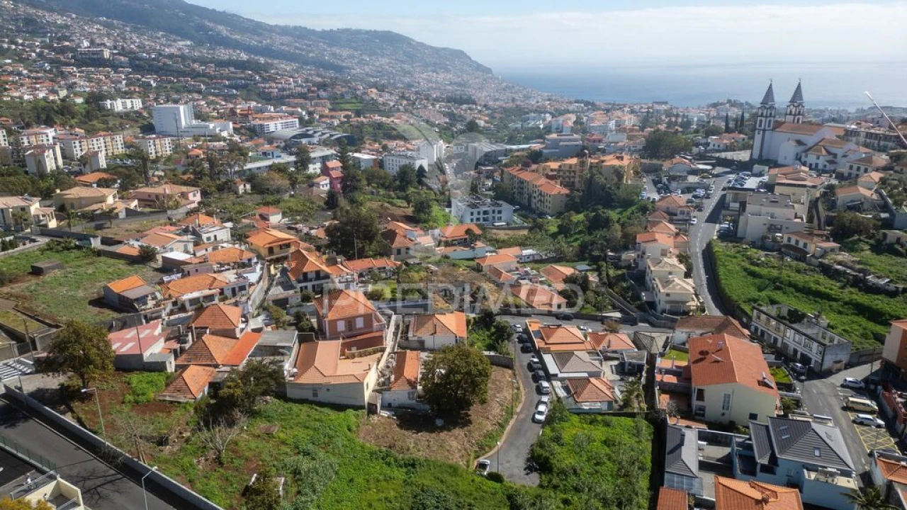 Moradia T2 para Venda em Santo Antonio Foto 7