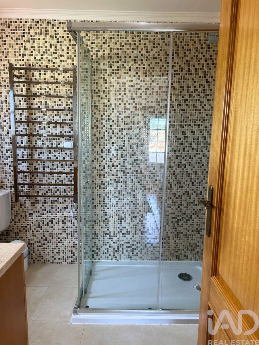 Moradia T4 para Venda em Foz do Arelho Foto 23