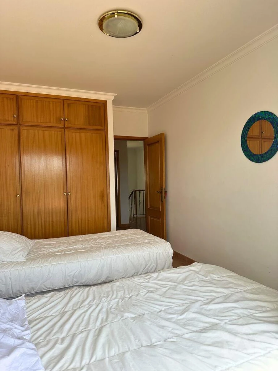 Moradia T4 para Venda em Foz do Arelho Foto 28