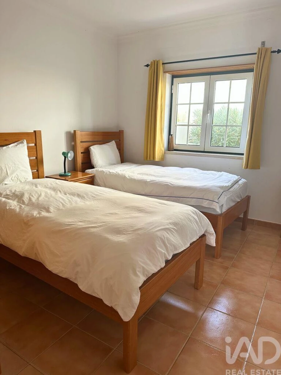 Moradia T4 para Venda em Foz do Arelho Foto 13