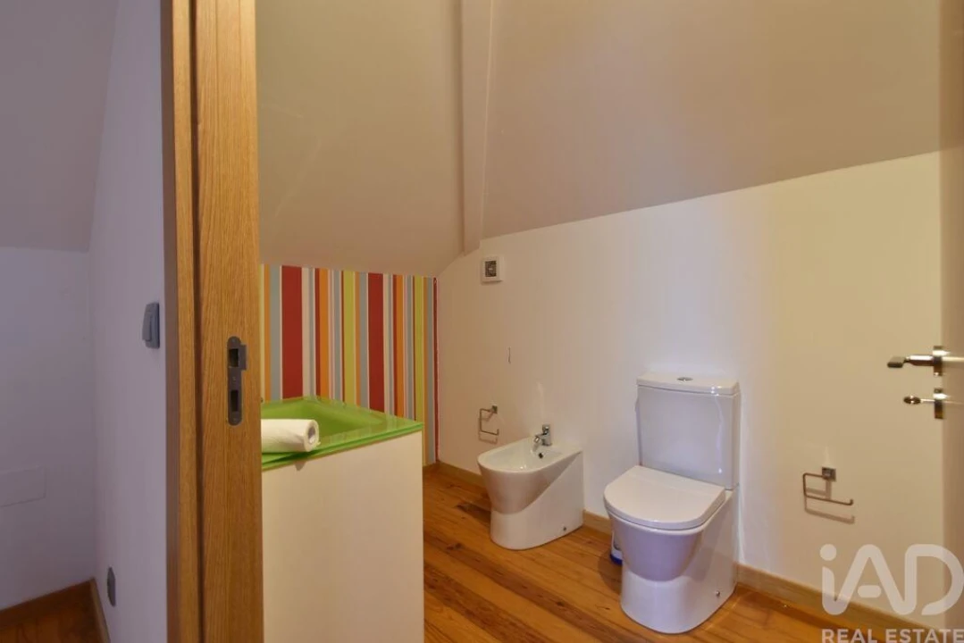 Moradia T6 para Venda em Maceira Foto 7