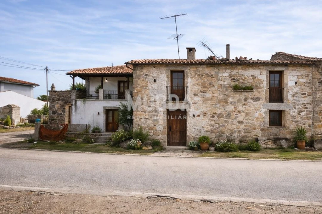 Moradia T3 para Venda em Vilar de Nantes Foto 6