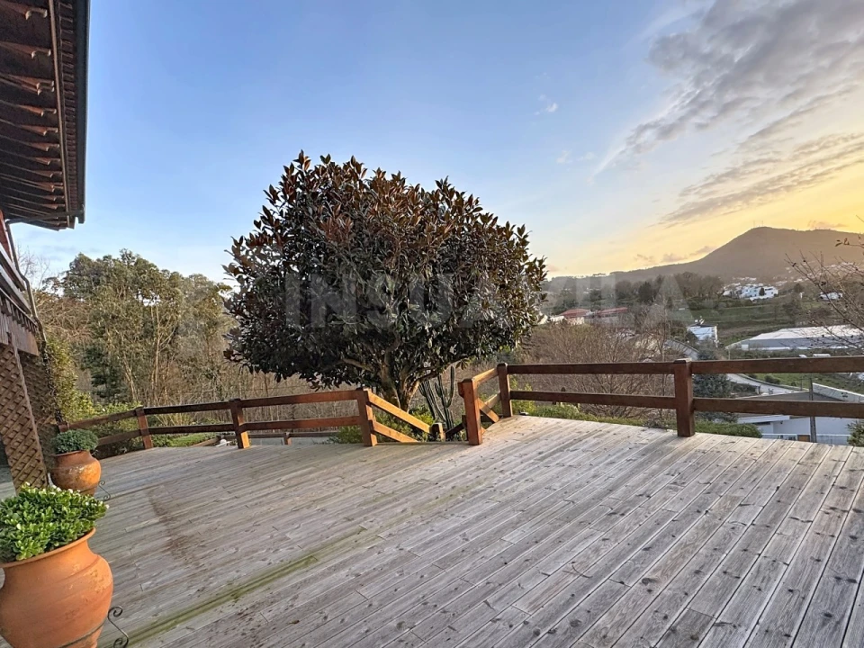 Moradia T4 para Venda em Vila Nova de Cerveira e Lovelhe Foto 5