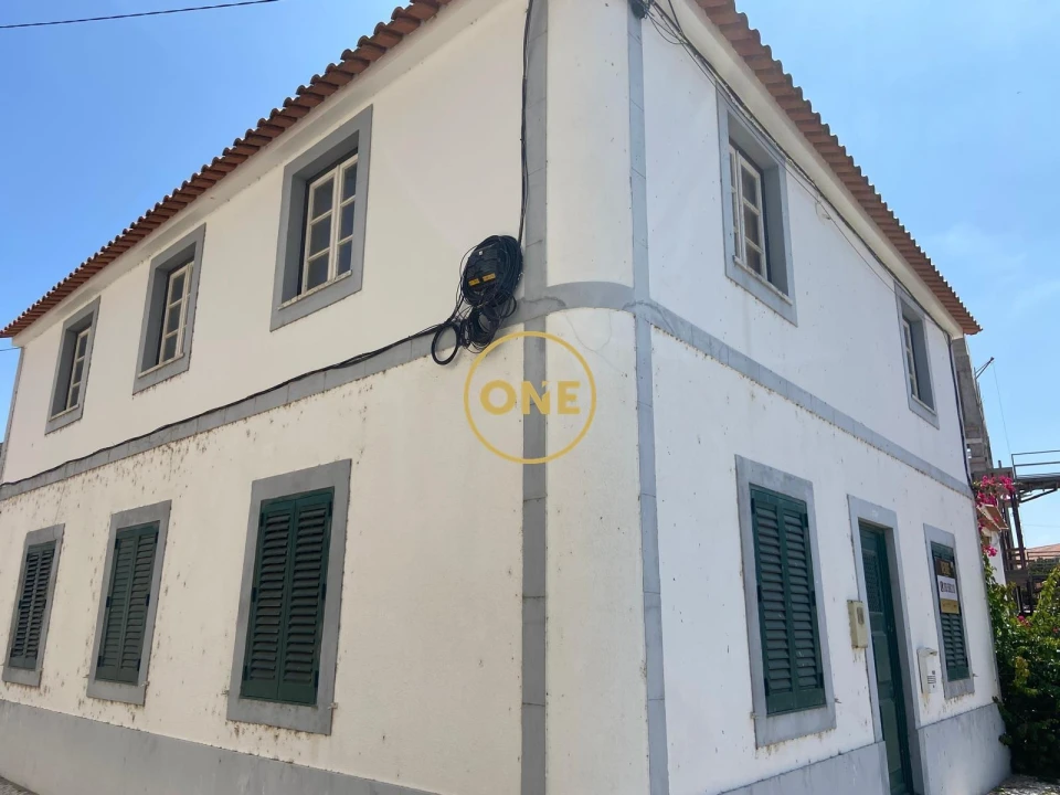 Moradia T5 para Venda em Salvaterra de Magos e Foros de Salvaterra Foto 1