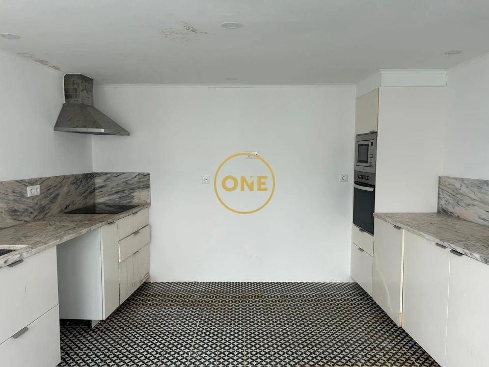 Moradia T5 para Venda em Salvaterra de Magos e Foros de Salvaterra Foto 18