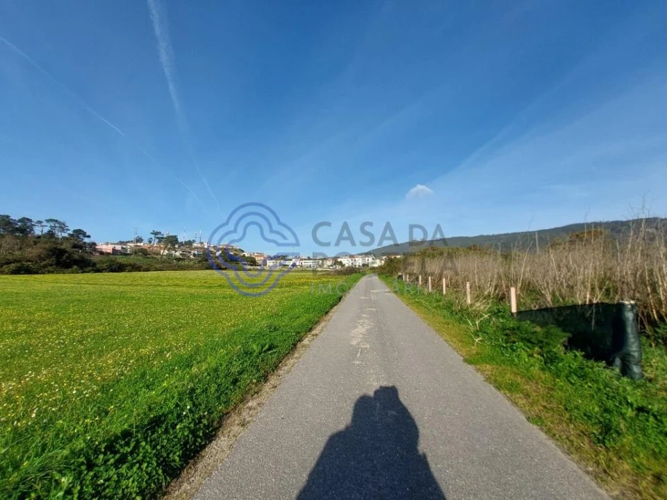 Terreno para Venda em Carreço Foto 1