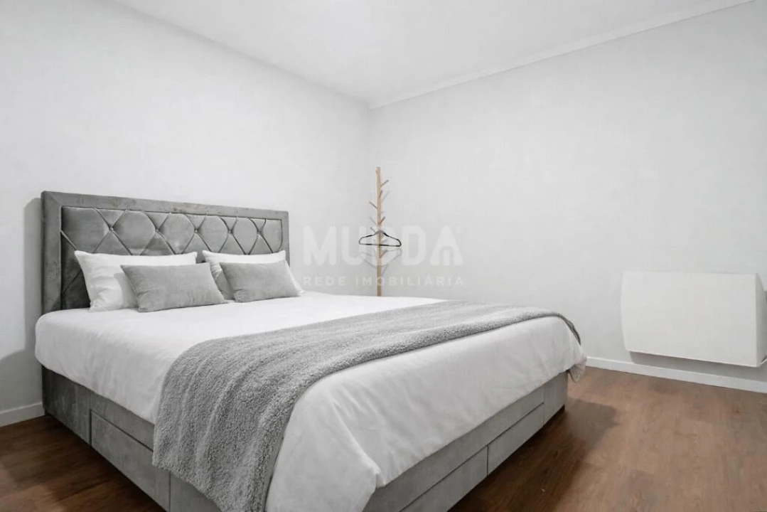 Apartamento T2 para Venda em Santa Maria Maior Foto 9