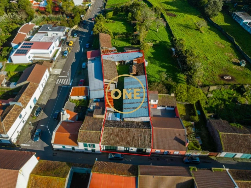 Armazém para Venda em Pico da Pedra Foto 4