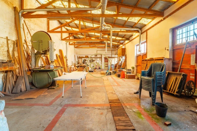 Armazém para Venda em Pico da Pedra Foto 8