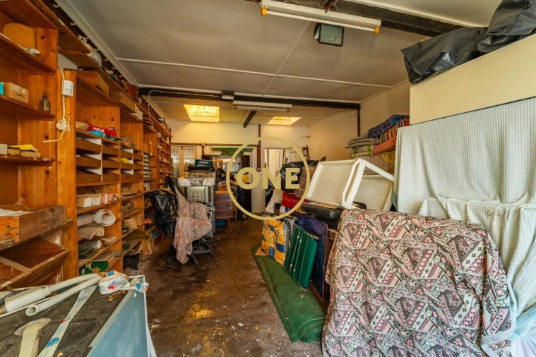 Armazém para Venda em Pico da Pedra Foto 5