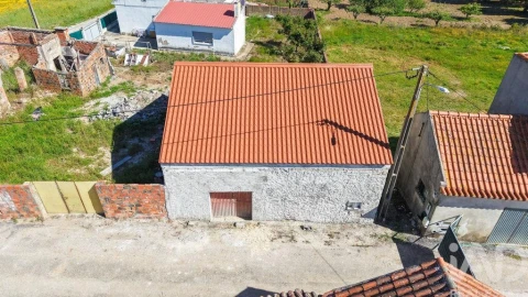 Moradia T2 para Venda em Moita dos Ferreiros