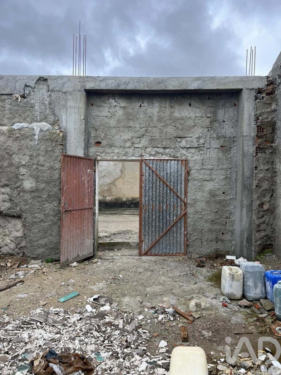 Moradia T2 para Venda em Moita dos Ferreiros Foto 9