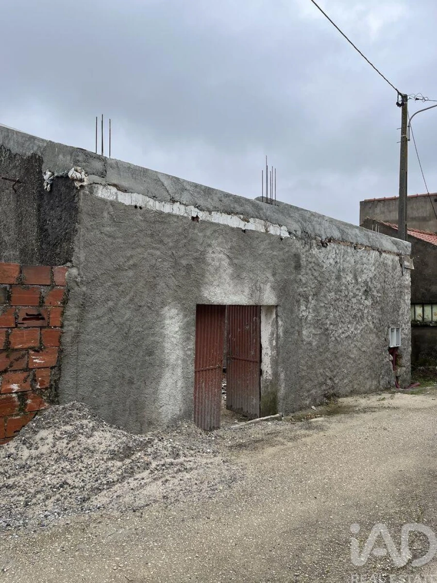 Moradia T2 para Venda em Moita dos Ferreiros Foto 10