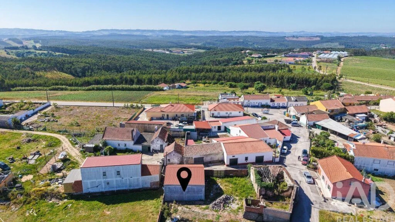 Moradia T2 para Venda em Moita dos Ferreiros Foto 9