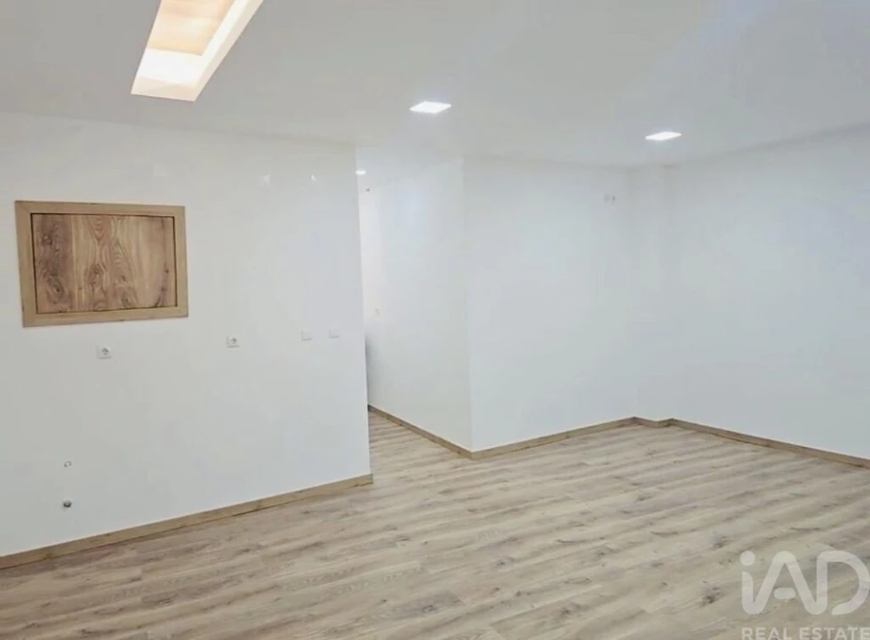 Loja para Venda em Setubal (São Sebastião) Foto 4