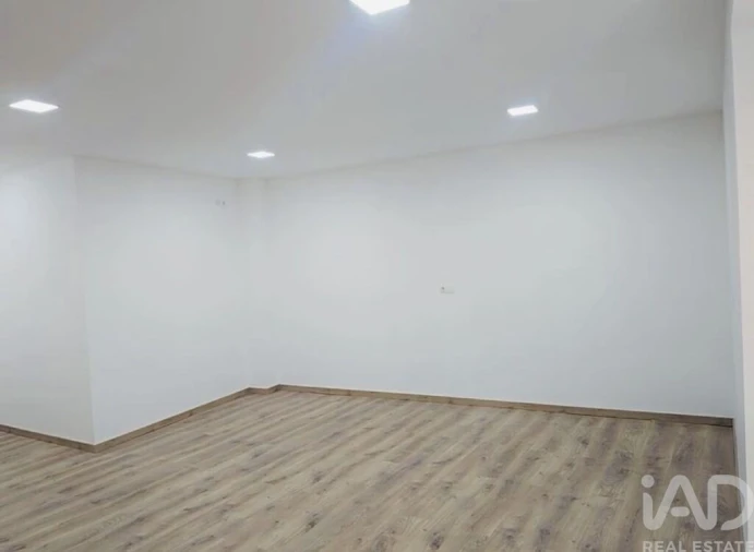 Loja para Venda em Setubal (São Sebastião) Foto 6