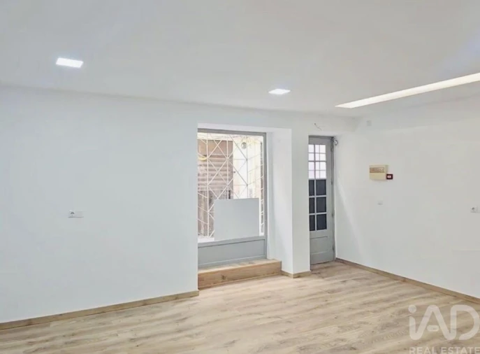 Loja para Venda em Setubal (São Sebastião)