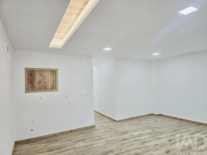 Loja para Venda em Setubal (São Sebastião) Foto 9