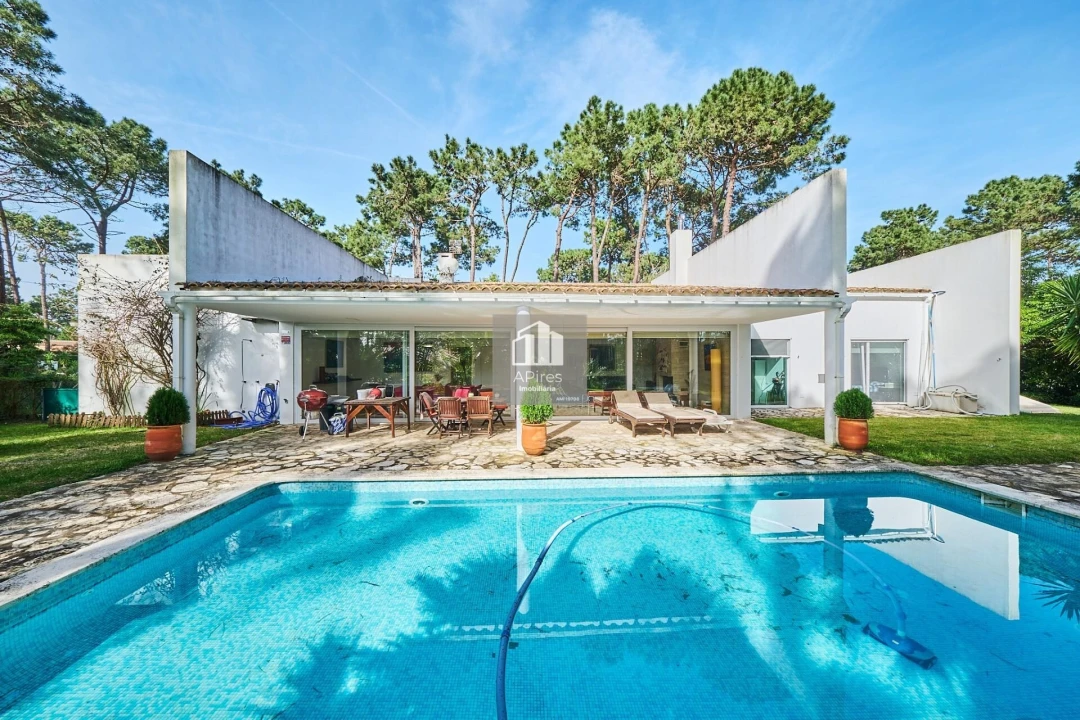 Moradia T3 para Venda em Charneca de Caparica e Sobreda Foto 2