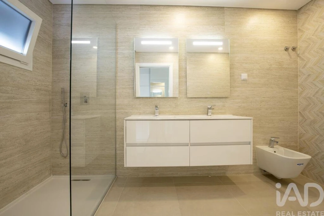 Moradia T4 para Venda em Azeitão (São Lourenço e São Simão) Foto 22