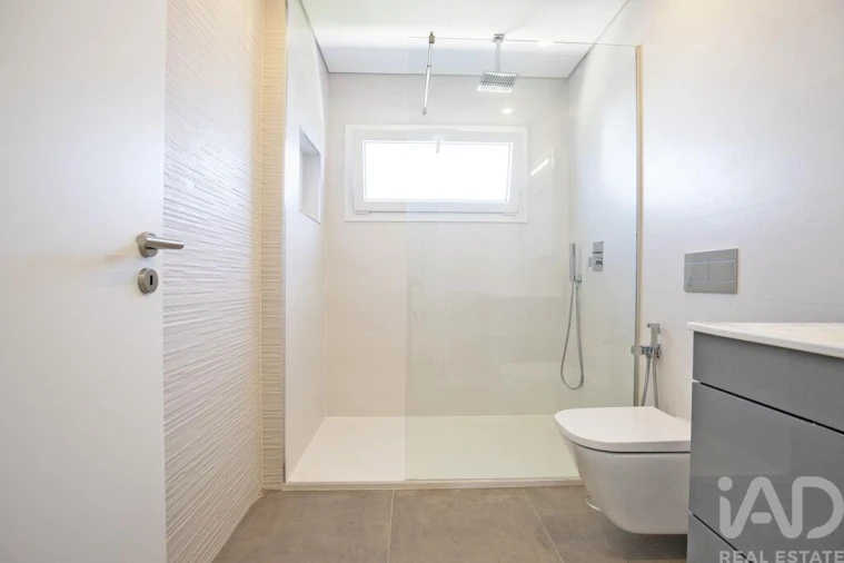 Moradia T4 para Venda em Azeitão (São Lourenço e São Simão) Foto 12