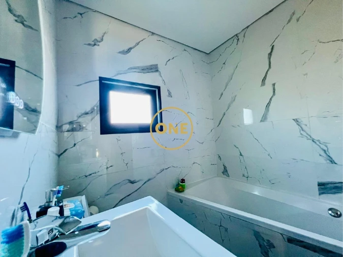 Moradia T3 para Venda em Landim Foto 17