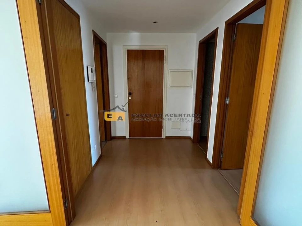 Apartamento T3 para Venda em Moreira Foto 17