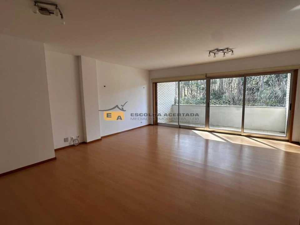 Apartamento T3 para Venda em Moreira Foto 1