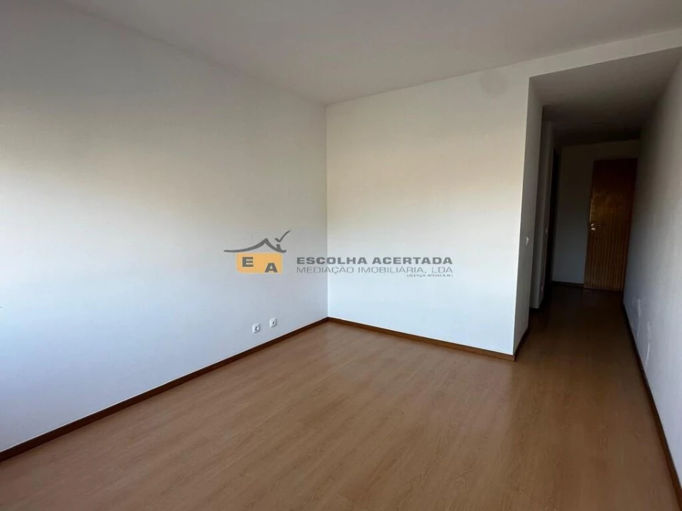 Apartamento T3 para Venda em Moreira Foto 21
