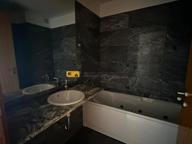 Apartamento T3 para Venda em Moreira Foto 18