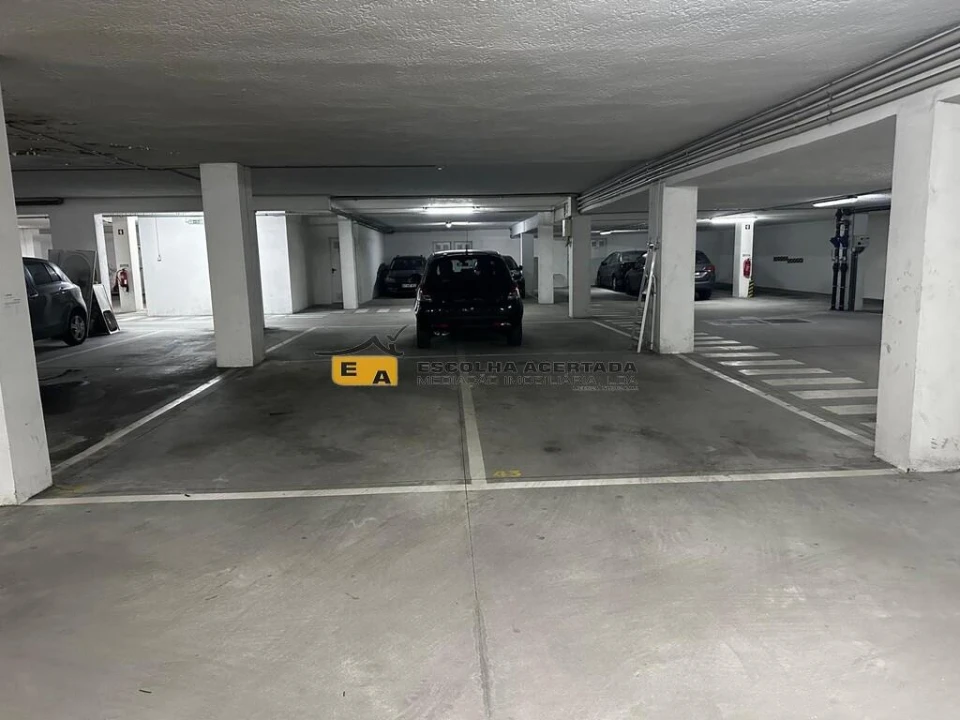 Apartamento T3 para Venda em Moreira Foto 24