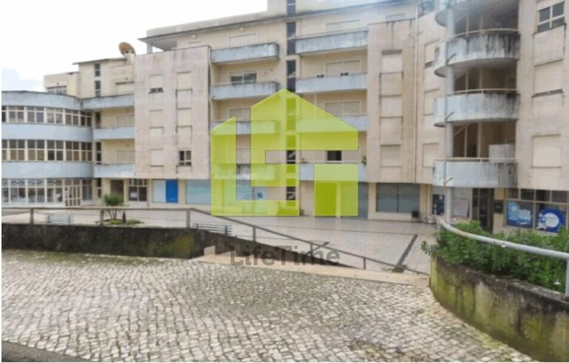 Loja para Venda em Miranda do Corvo Foto 9