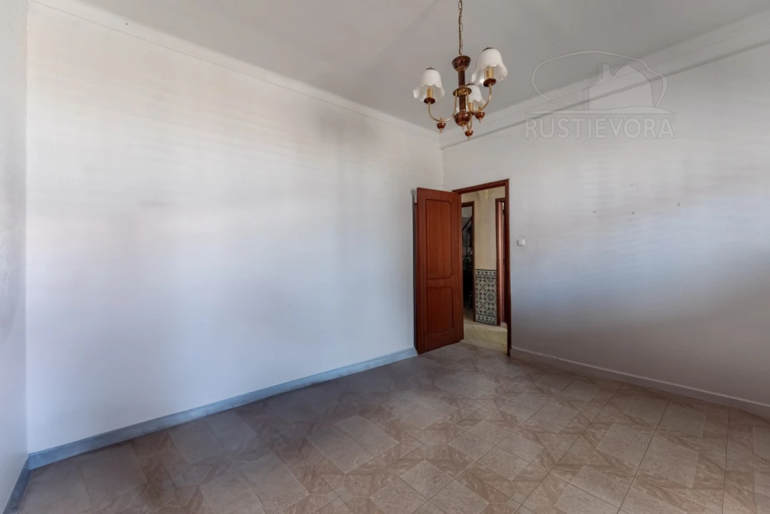 Moradia T2 para Venda em Bacelo e Senhora da Saúde Foto 7