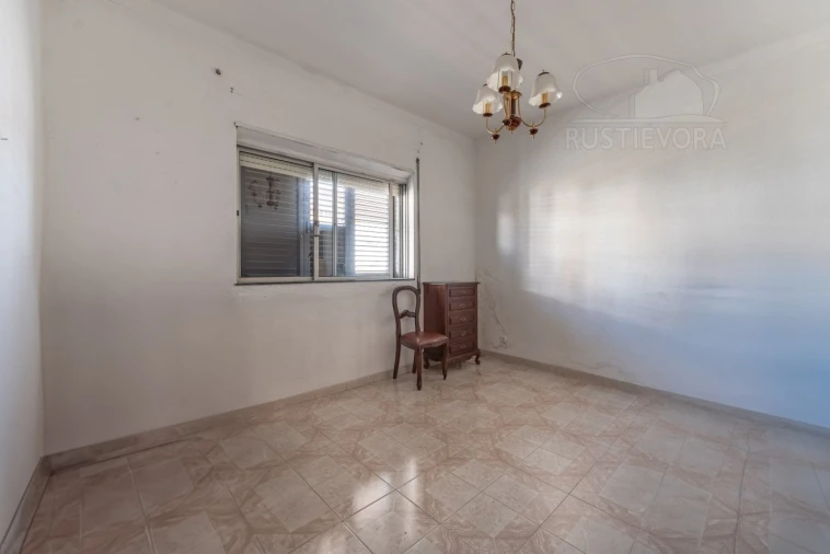 Moradia T2 para Venda em Bacelo e Senhora da Saúde Foto 5