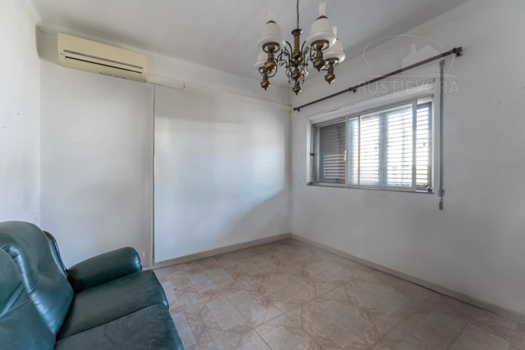 Moradia T2 para Venda em Bacelo e Senhora da Saúde Foto 6