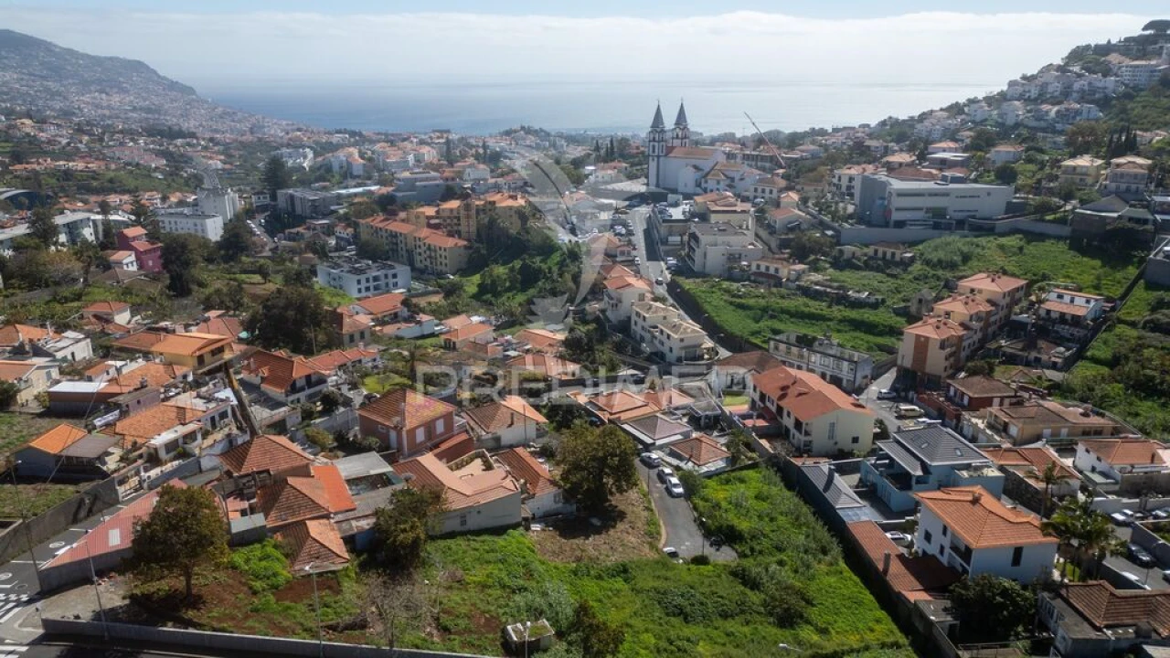 Moradia T2 para Venda em Santo Antonio Foto 9